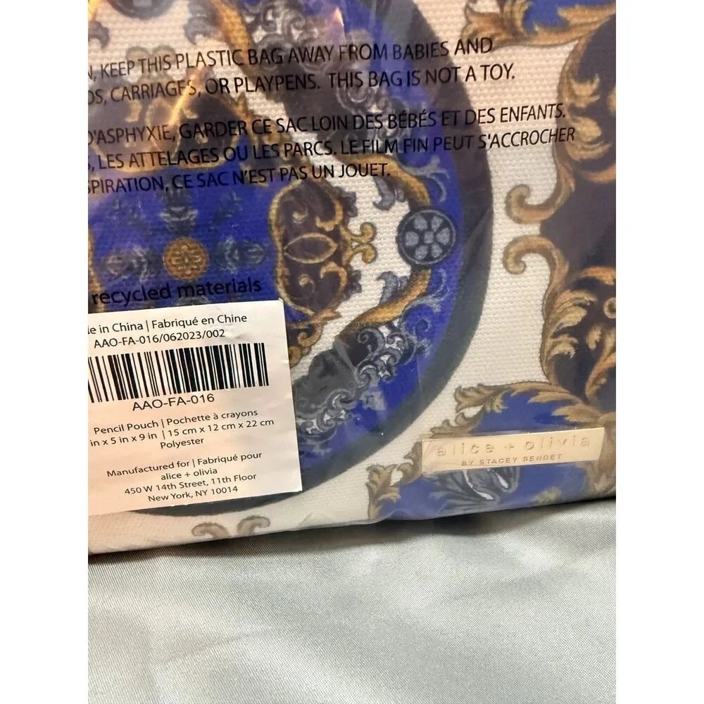 NWT Alice + Olivia A+O X FABFITFUN Pencil Pouch in Regal Romance Sapphire - Picture 6 of 8